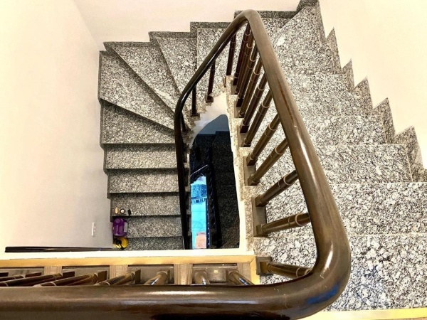 Bán nhà 4 tầng ngõ thông tại Phố Hồng Tiến, Phường Bồ Đề, Long Biên, Hà Nội